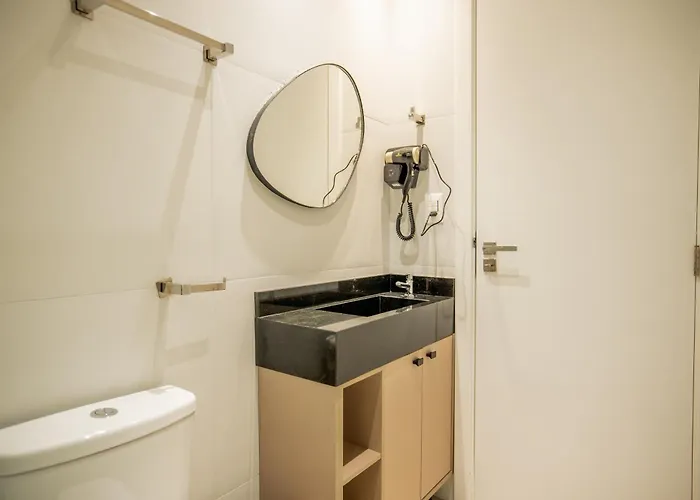 Elegance - Piscina Aquecida - Apartamento Para 4 Pessoas Em Bombinhas